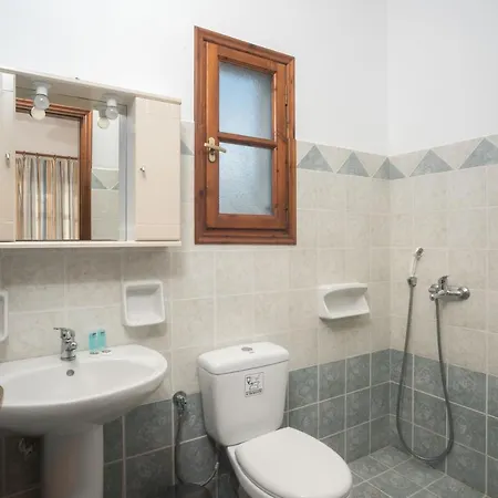 Depis Aqua Beachfront Pláka